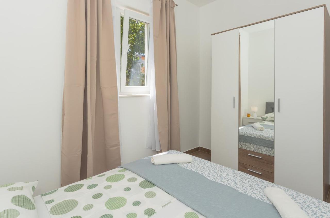 Mara Apartment ชิเบนิก ภายนอก รูปภาพ